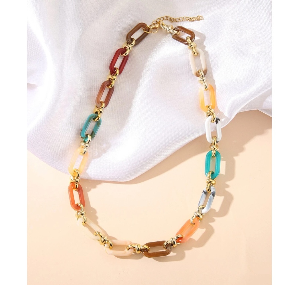Luxe Multicolor Gold Tone Chain Necklace - Picture 2 of 4